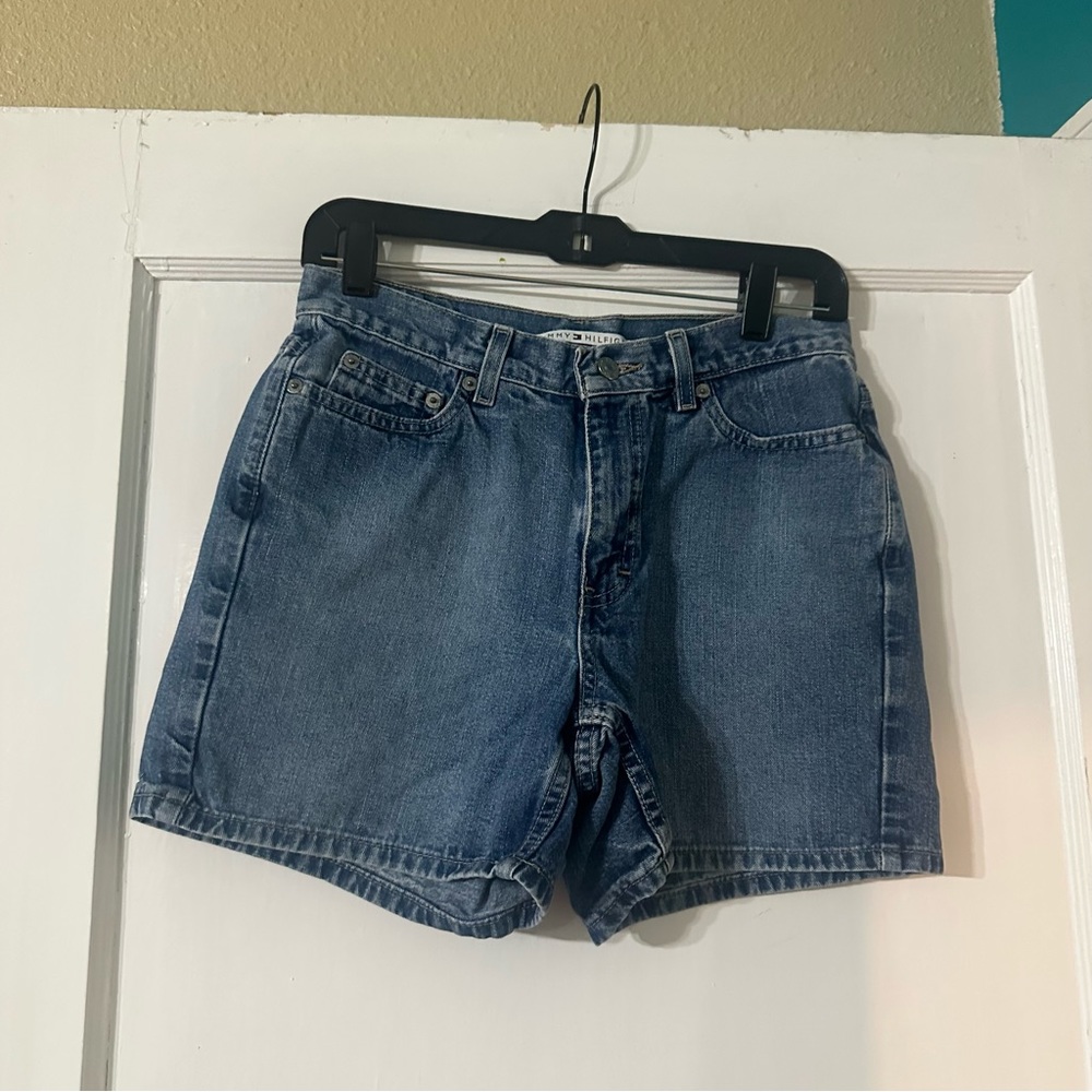 Tommy Hilfiger vintage YK2 jeans shorts size M